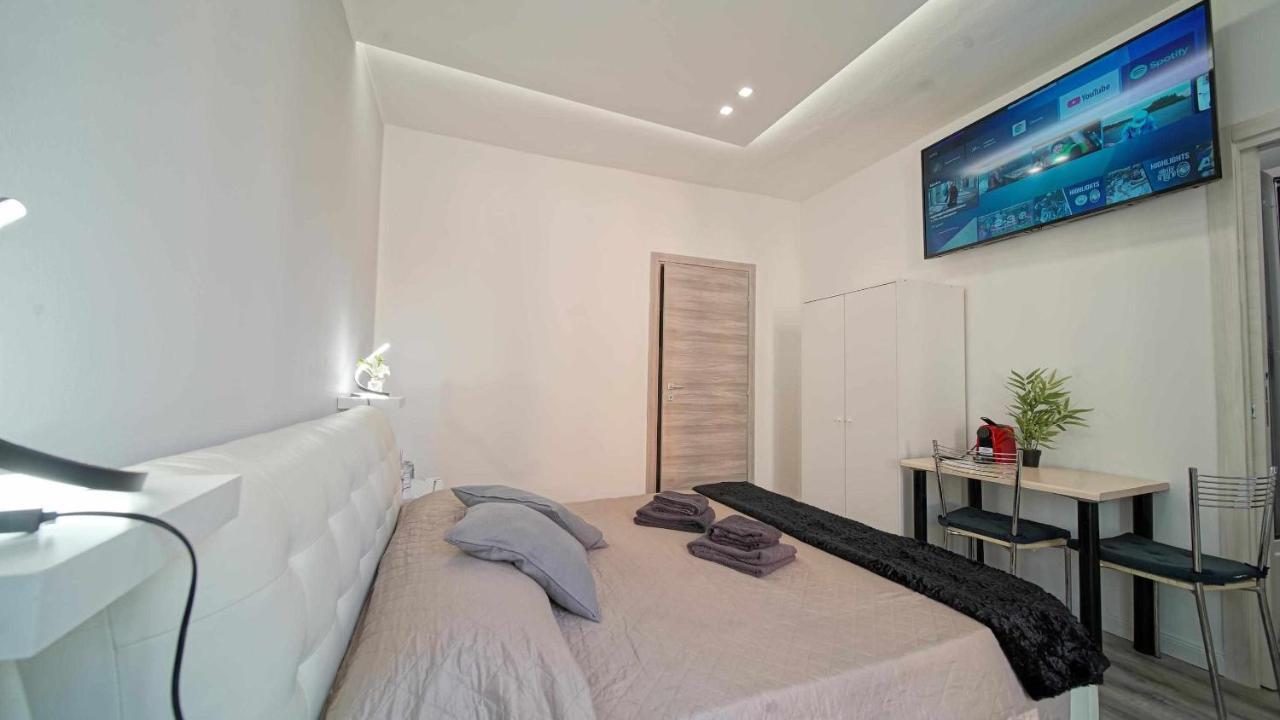 Destiny Home 2 Verona Piazza Isolo 客房 照片